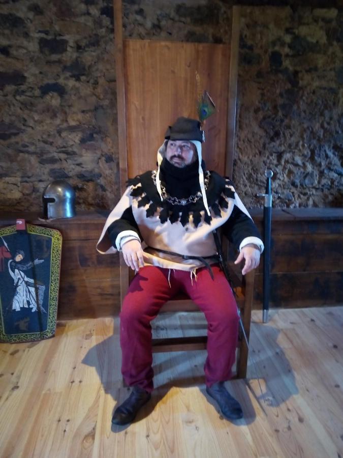 Le Chevalier Des Marettes Bed & Breakfast Airel Bagian luar foto