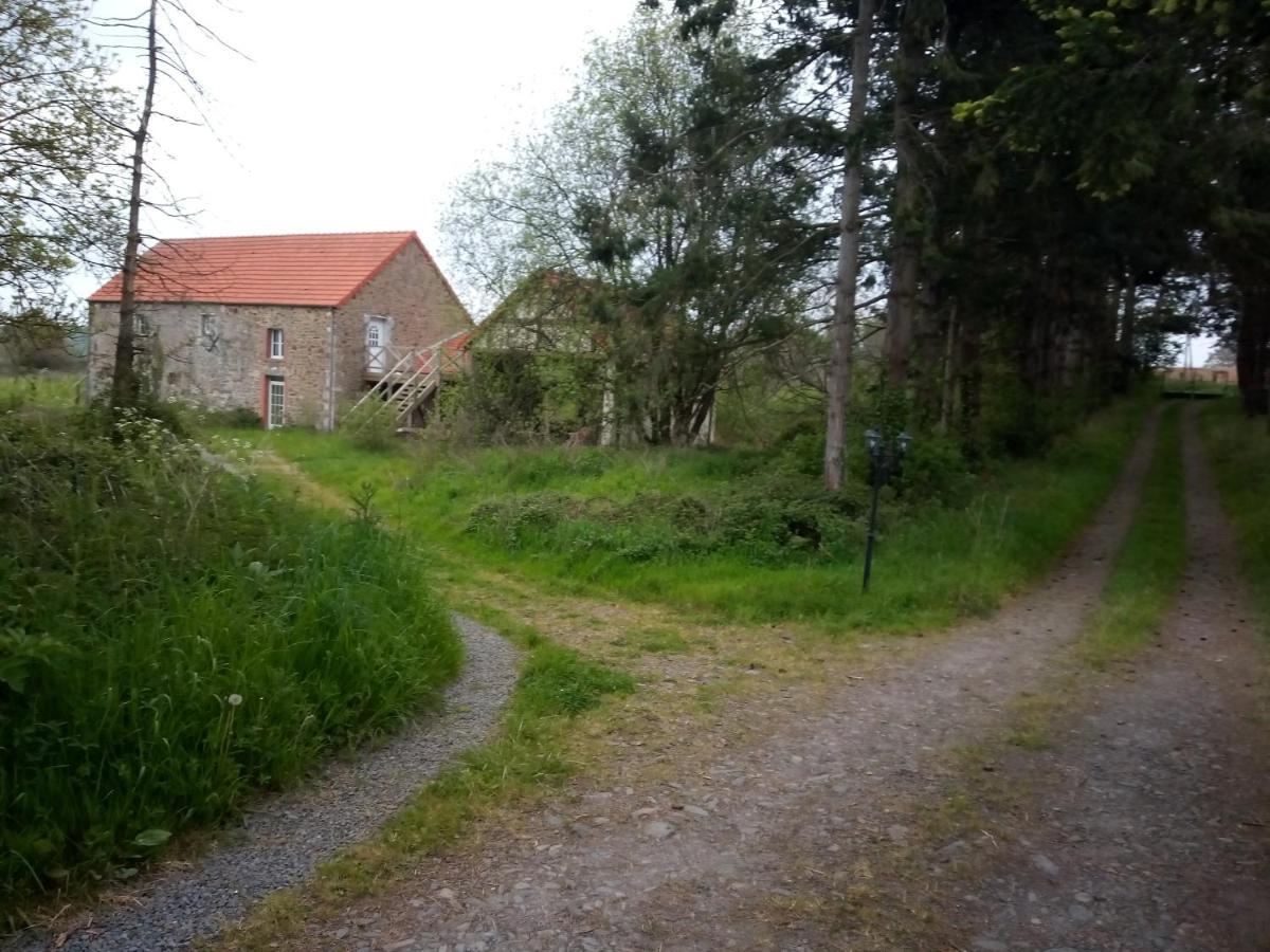 Le Chevalier Des Marettes Bed & Breakfast Airel Bagian luar foto