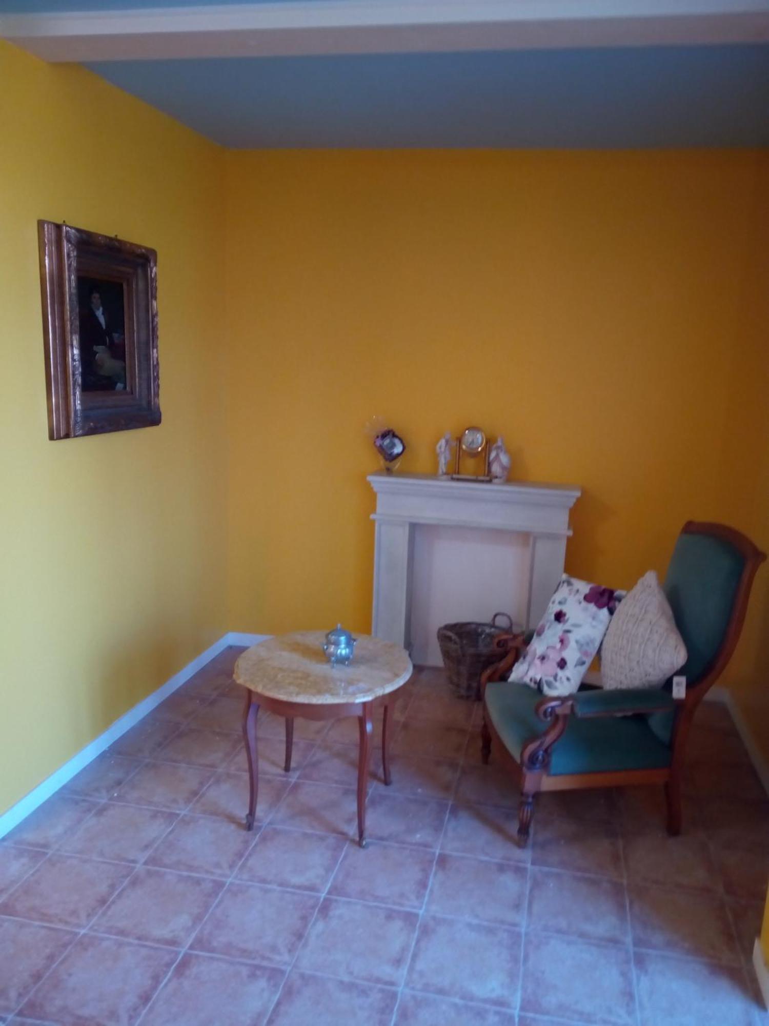 Le Chevalier Des Marettes Bed & Breakfast Airel Bagian luar foto
